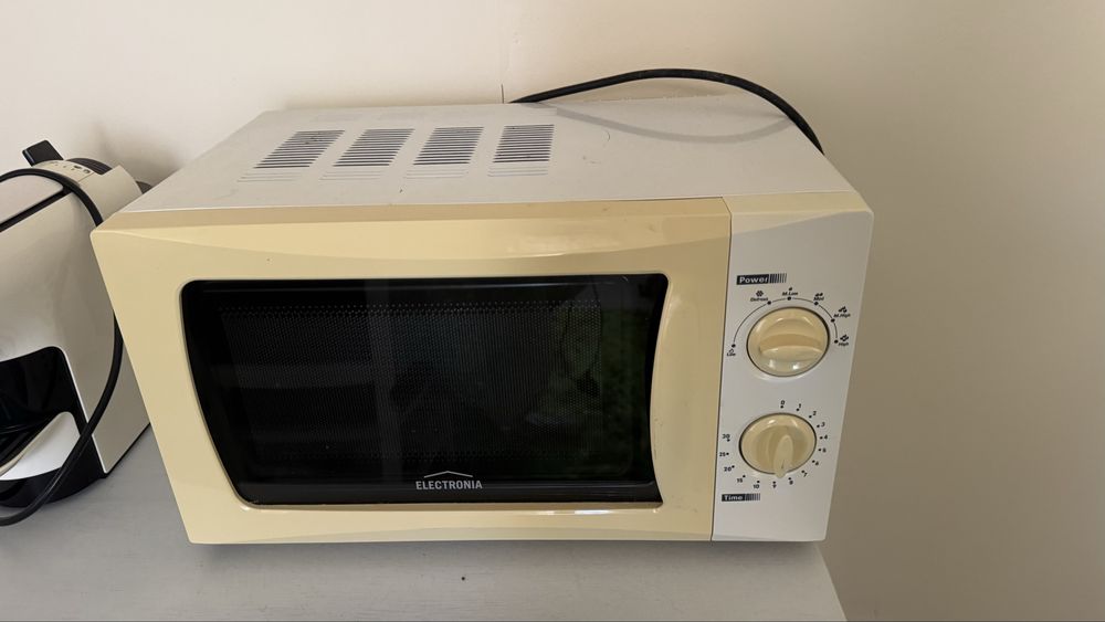 Micro-ondas Electronia