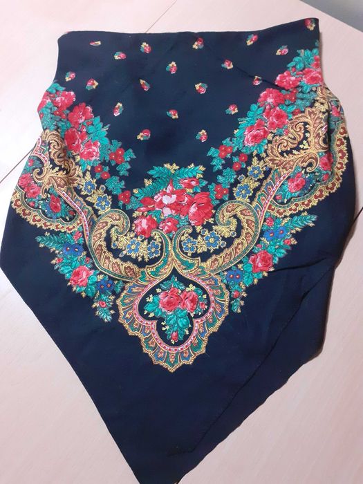 Lenço de Vianeza pretos (feito em Portugal)