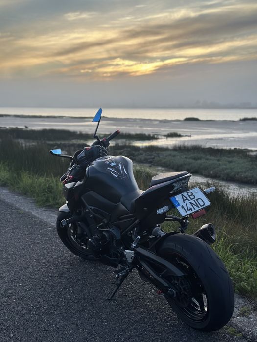 Kawasaki z900 r-edition