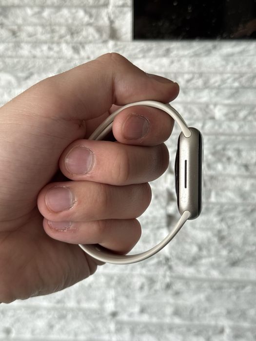 Apple Watch 7 starlight srebrny 41mm