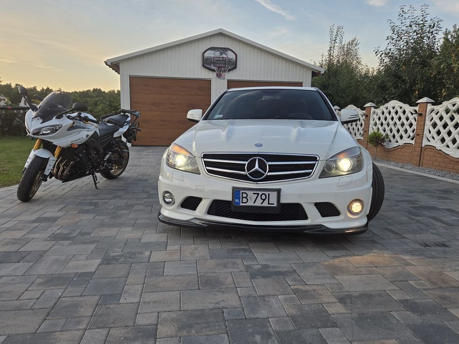 Mercedes c63 AMG