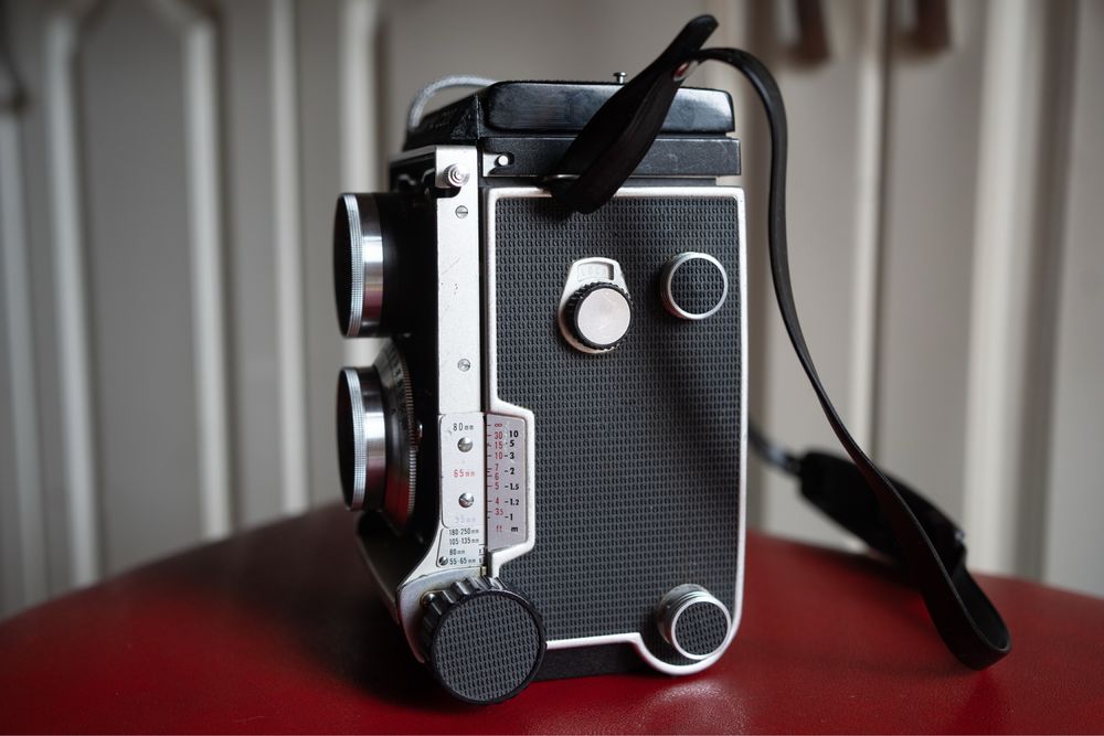 Продам Mamiya c220