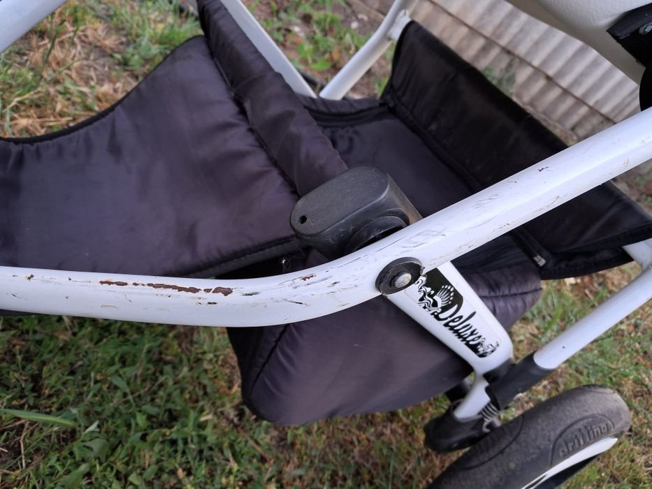 Коляска 2 в 1 , люлька  і прогулка