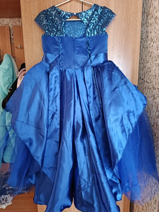 Бальне плаття для дівчинки