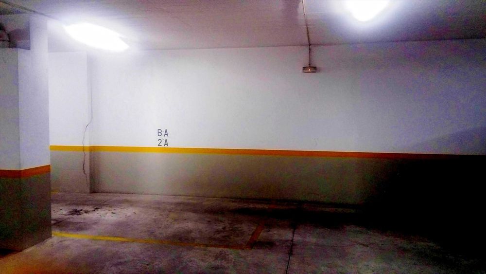 T0 com Garagem e Arrecadação – Urbanização Moinho do Guizo (Amadora)