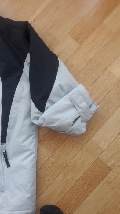 Куртка жіноча велика тепла демісезон розмір десь XL/XXL,спорт.куртка