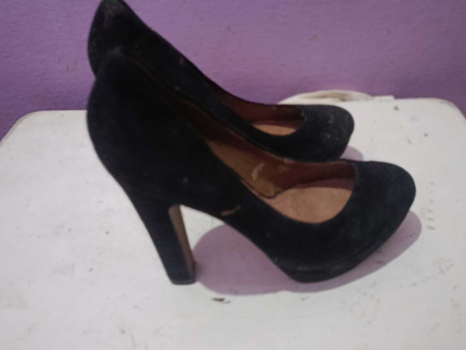 Sapatos salto alto