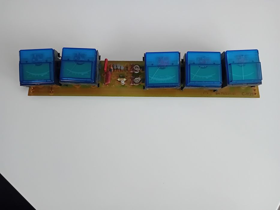 Zestaw wskaźników Varia 8/80 Unitra Radmor