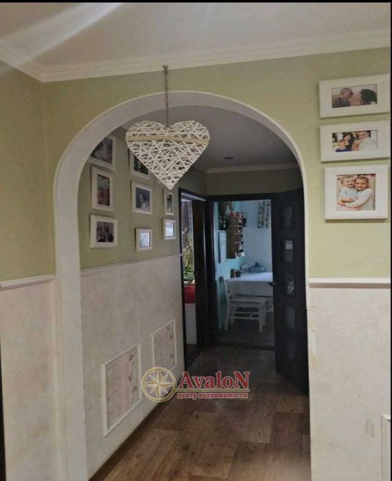 Продам 2-х комнатную квартиру  с ремонтом по ул. Добровольского.