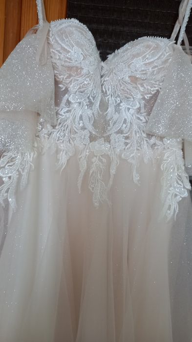 Платье свадебные