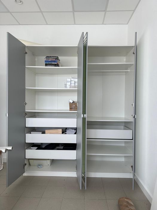 Szafa IKEA PAX biała 236cm 2x100cm obudowy z lustrem