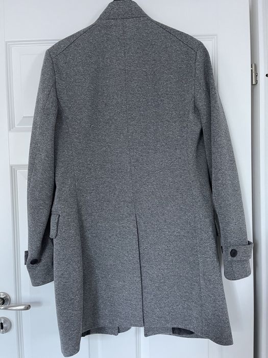 Męski płaszcz Zara w mikrowzór kolor szary