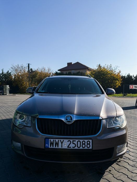 Samochod Skoda superb