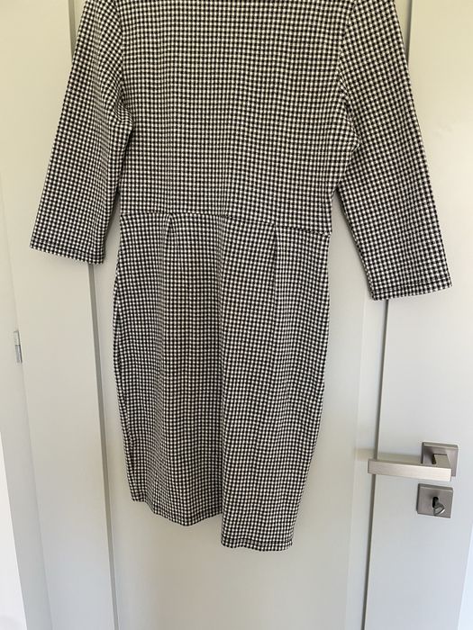 Sukienka w kratke  roz 40