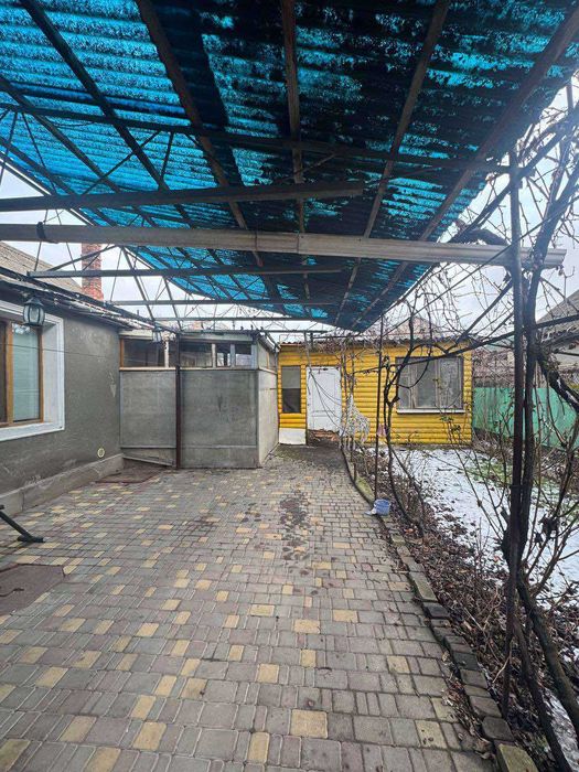 Продам пол дома по Добровольского