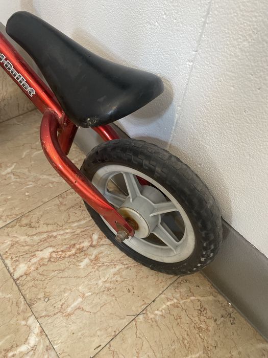 Chicco red bullet