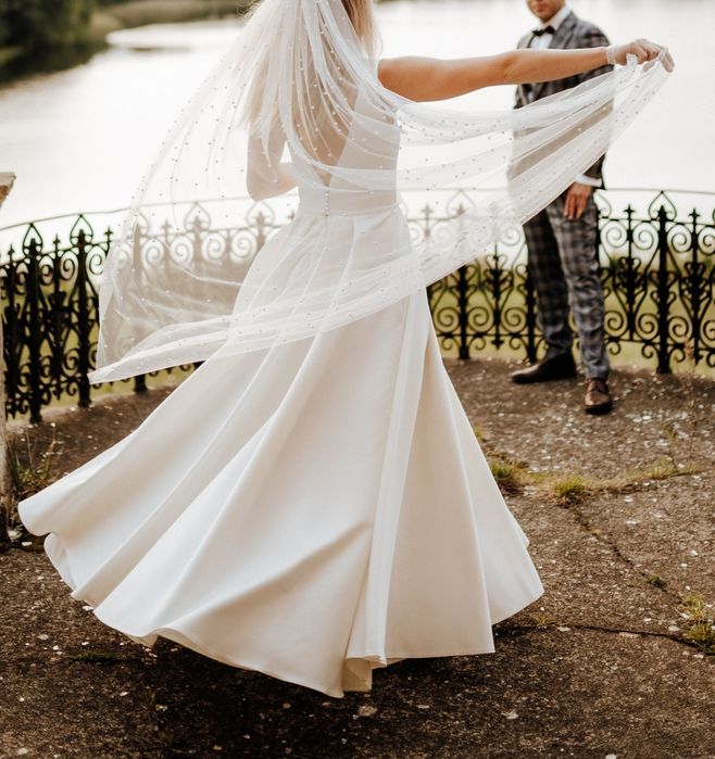 Suknia ślubna klasyczna