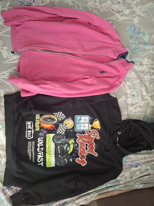 Віддам безкоштовно речі років на 11-12, XS -S