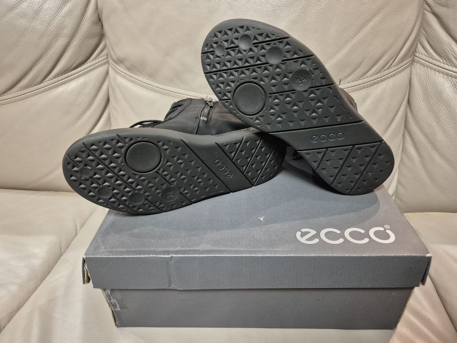 Ботинки зимові ECCO розмір 34