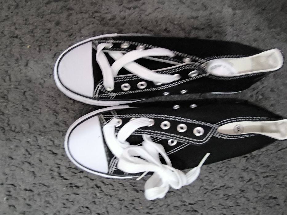 Trampki damskie nowe 39 rr