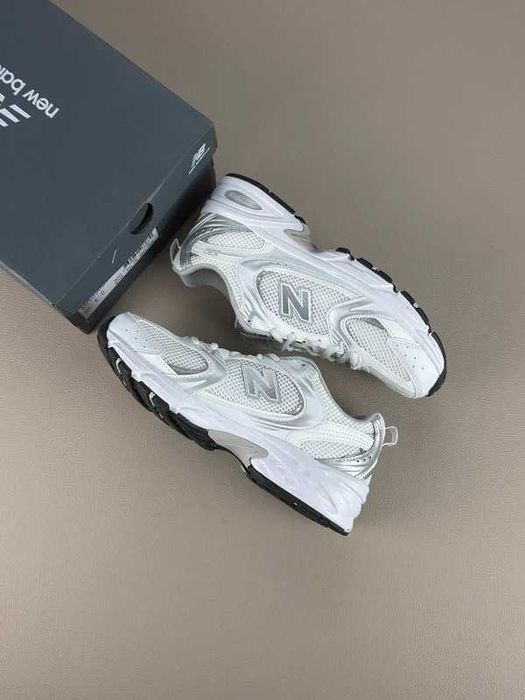New Balance 530 White Silver Metallic R.40.5