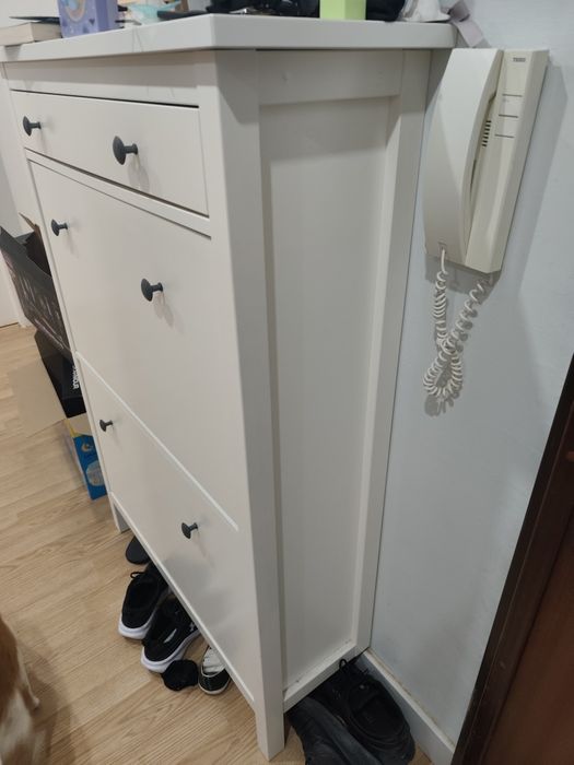 Vendo sapateira IKEA