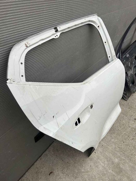 Volvo XC40 двері зад R