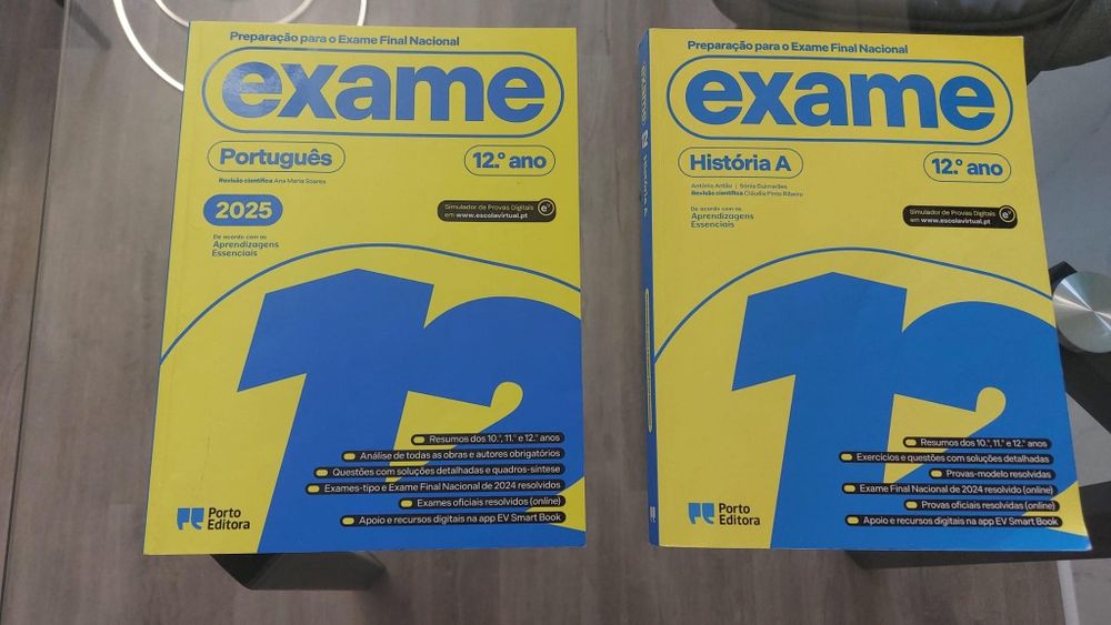 Livro de Exames 12°Ano - Portugues e História A