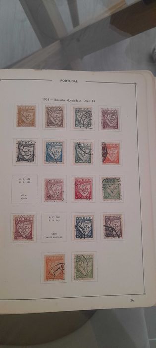 Coleção de selos portugueses antigos de 1853 a 1974