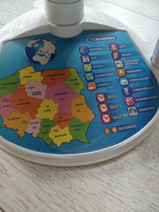 Globus interaktywny Clementoni