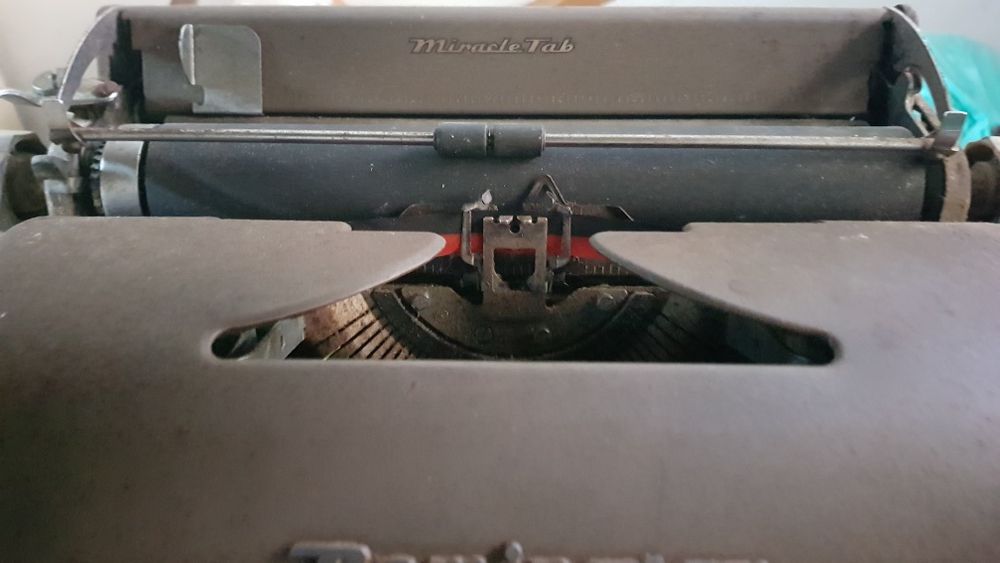 Máquina de escrever Remington Quiet-Riter