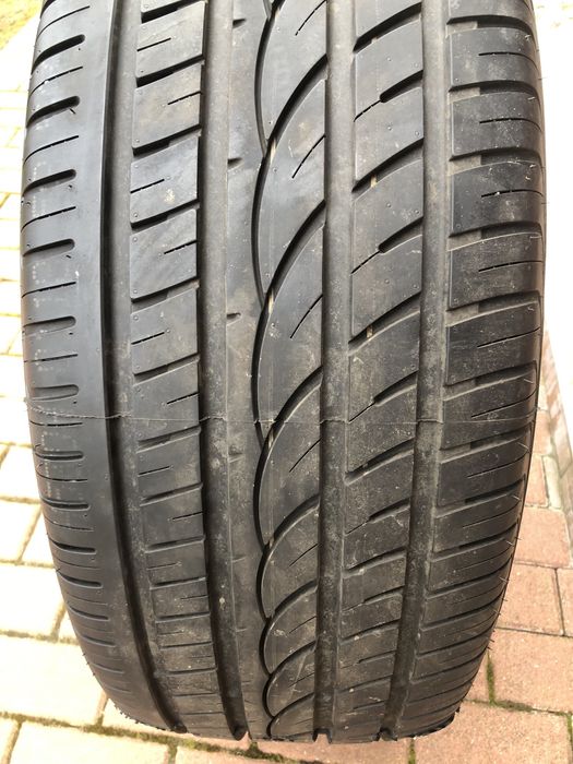 Opony letnie 305/45R22