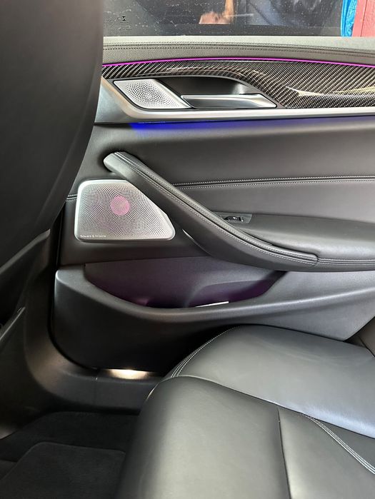 Bowers&Wilkins BMW G30 комплект сіток з підсвіткою декор салону