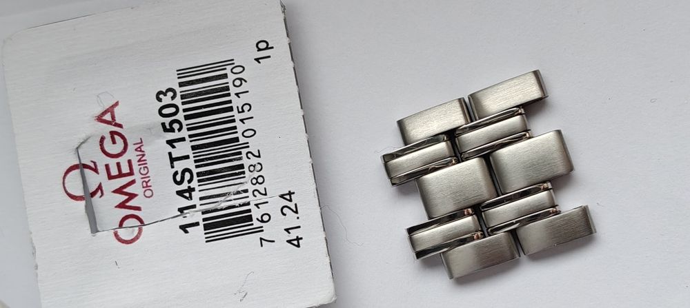 Omega ogniwo 114ST1503

W komplecie sztyfty i tulejki mocujące
Referencja producenta: 114ST1503