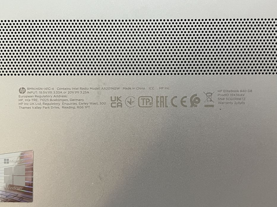 HP EliteBook 840 G8 i7”