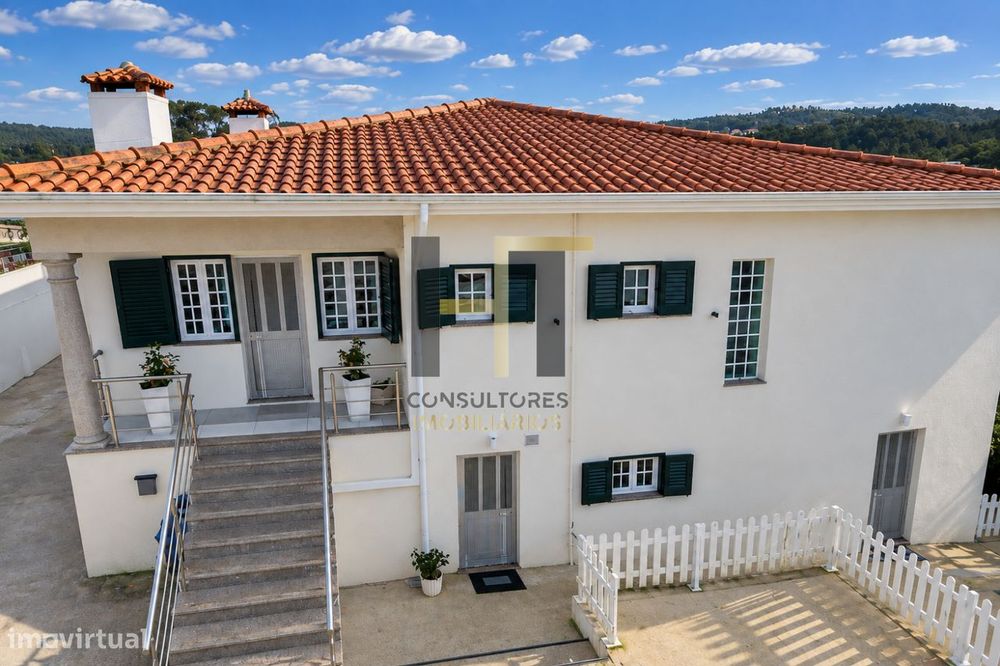 Moradia T3 Isolada de 4 Frentes | Suíte | Jardim | Alvarelhos
