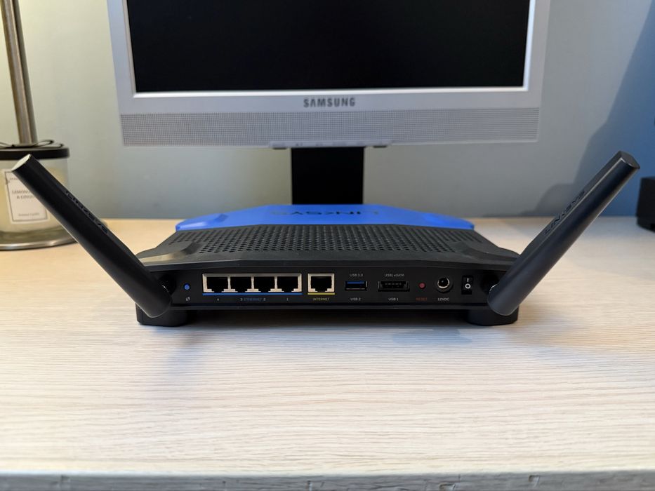 Router Wi-Fi Linksys WRT1200AC