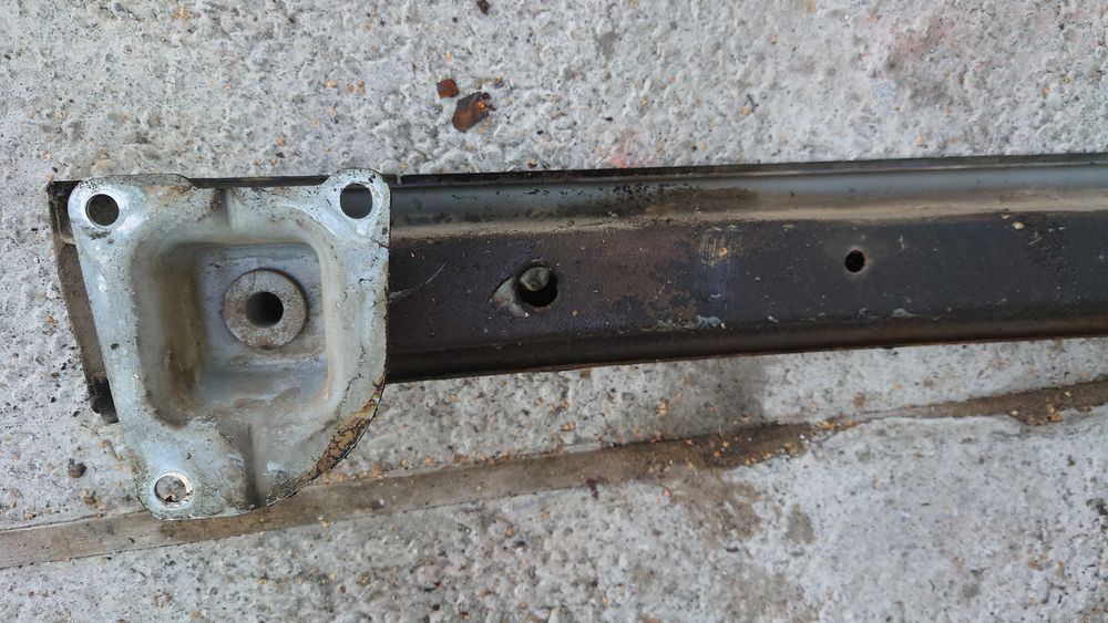 Volvo V50 Belka Wzmocnienie Zderzaka Tył Tylna