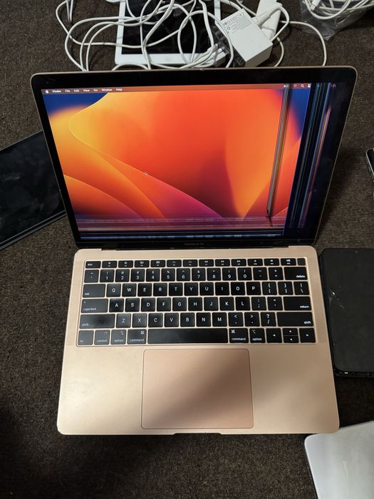 Лот техніки apple android