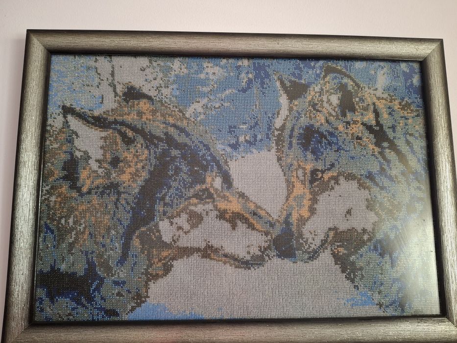 Картина з бісеру Вовки