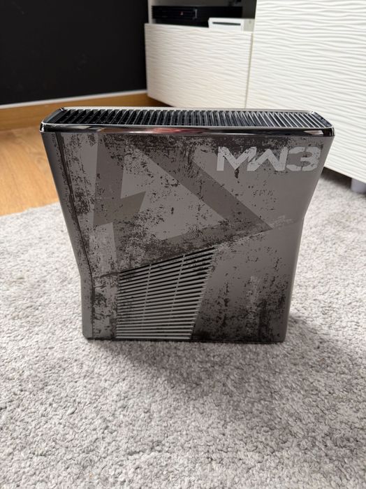 Xbox 360 MW3 edição especial + comando + 40 jogos