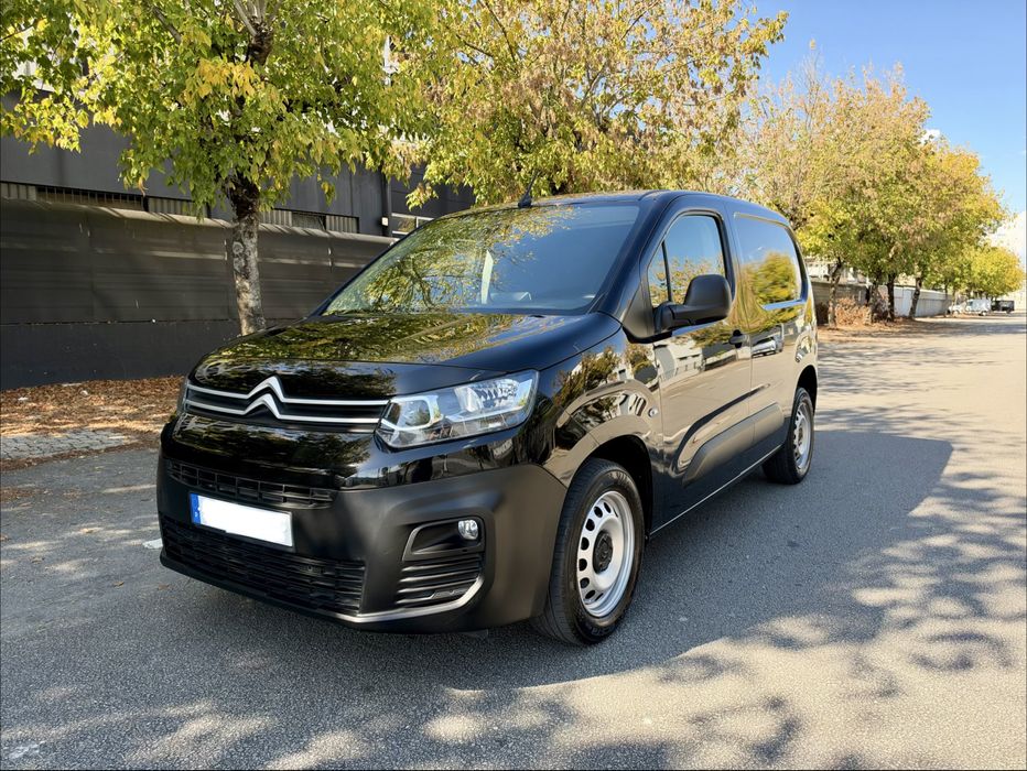 Citroen Berlingo 1.6 Hdi 100cv GPS/Câmaras/3lugs.