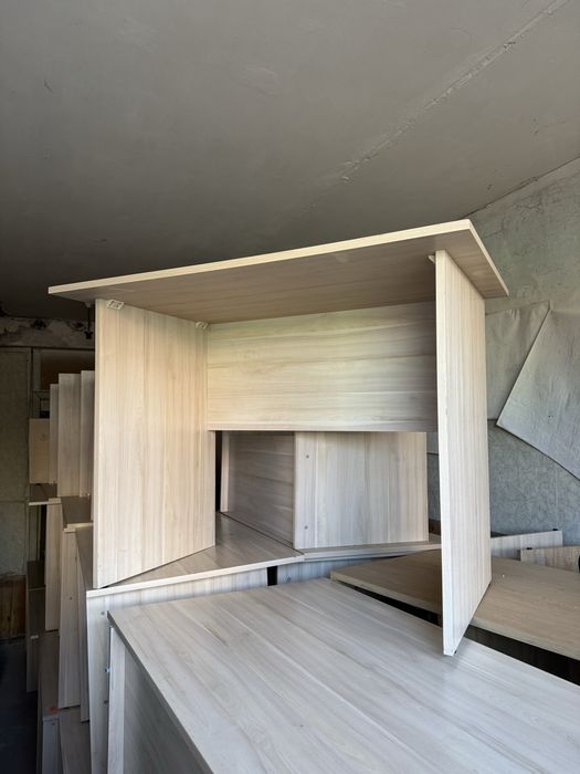 Продам офісні столи 100х60см