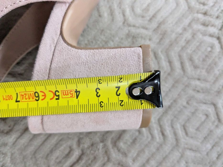 Czółenka slingback pudrowy róż rozm. 39 Anna Field