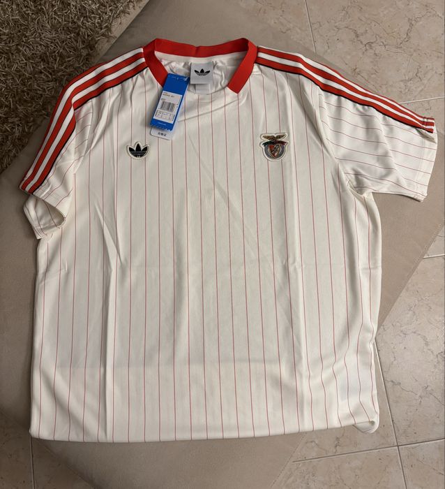 Camisola retro do Benfica 25-26