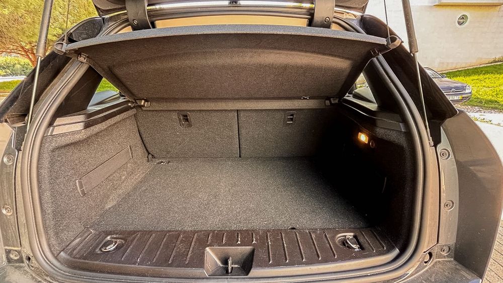 BMW i3 120Ah em excelente estado!