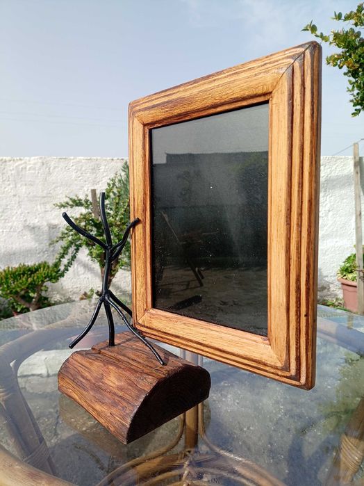 Moldura Rústica em madeira ( artesanal )