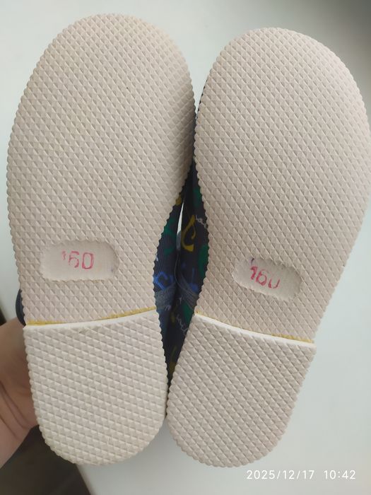 Нові капці тапочки Берегиня 160