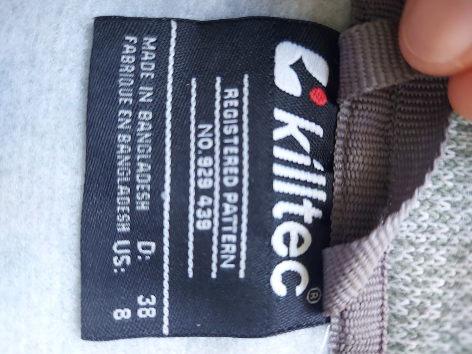 Продам жіночу спортивну кофту