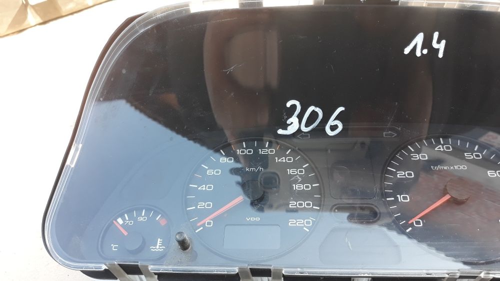 Peugeot 306 1.4benzyna licznik zegar
